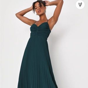 Lulus Emerald Green Pleated Maxi Dress